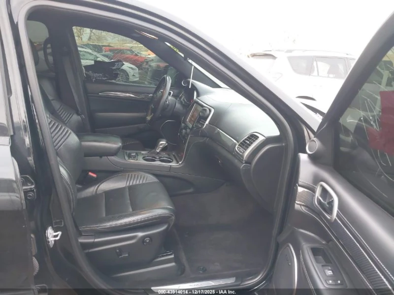 Jeep Grand cherokee Srt, снимка 5 - Автомобили и джипове - 53466505