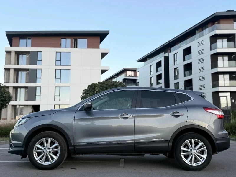 Nissan Qashqai, снимка 2 - Автомобили и джипове - 53141706