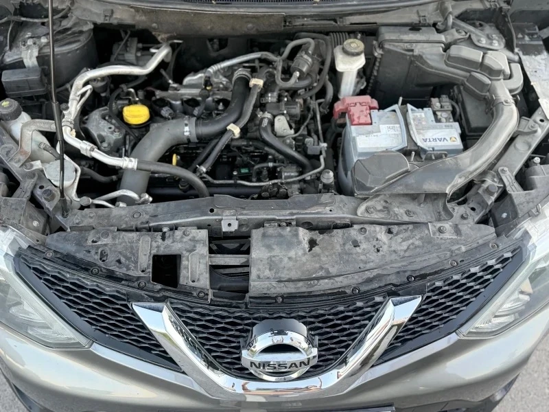 Nissan Qashqai, снимка 10 - Автомобили и джипове - 53141706