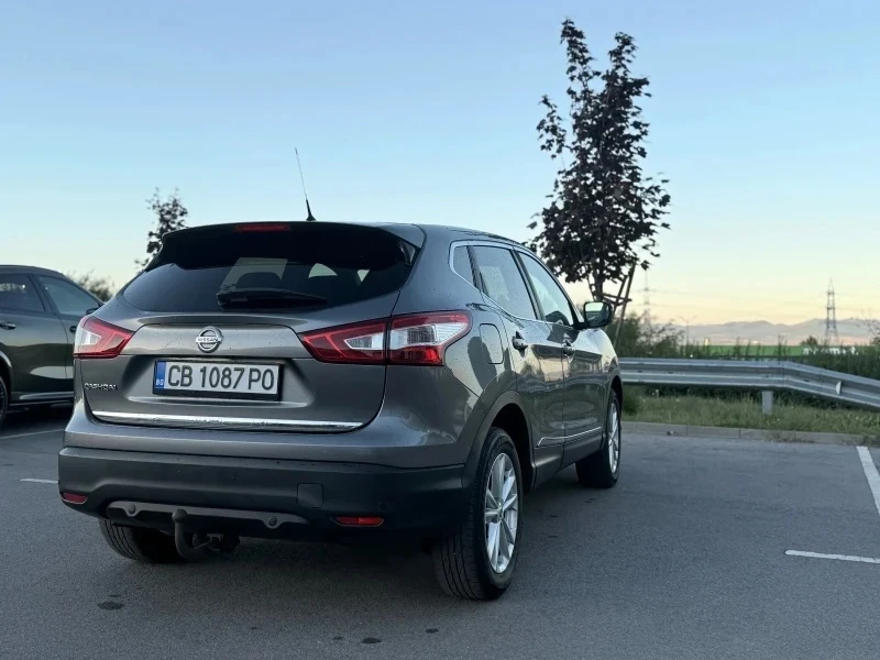 Nissan Qashqai, снимка 5 - Автомобили и джипове - 53141706