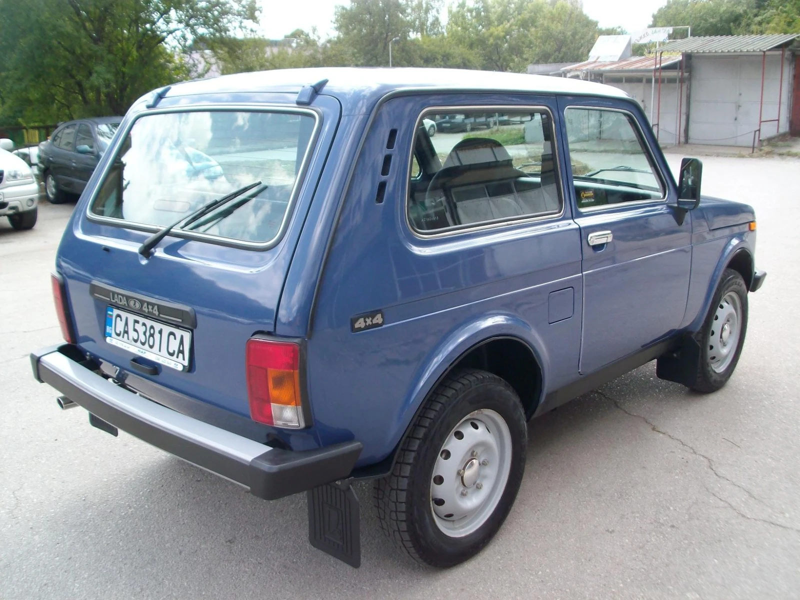 Lada Niva 1.7i 21 000 km KATO NOVA - изображение 5