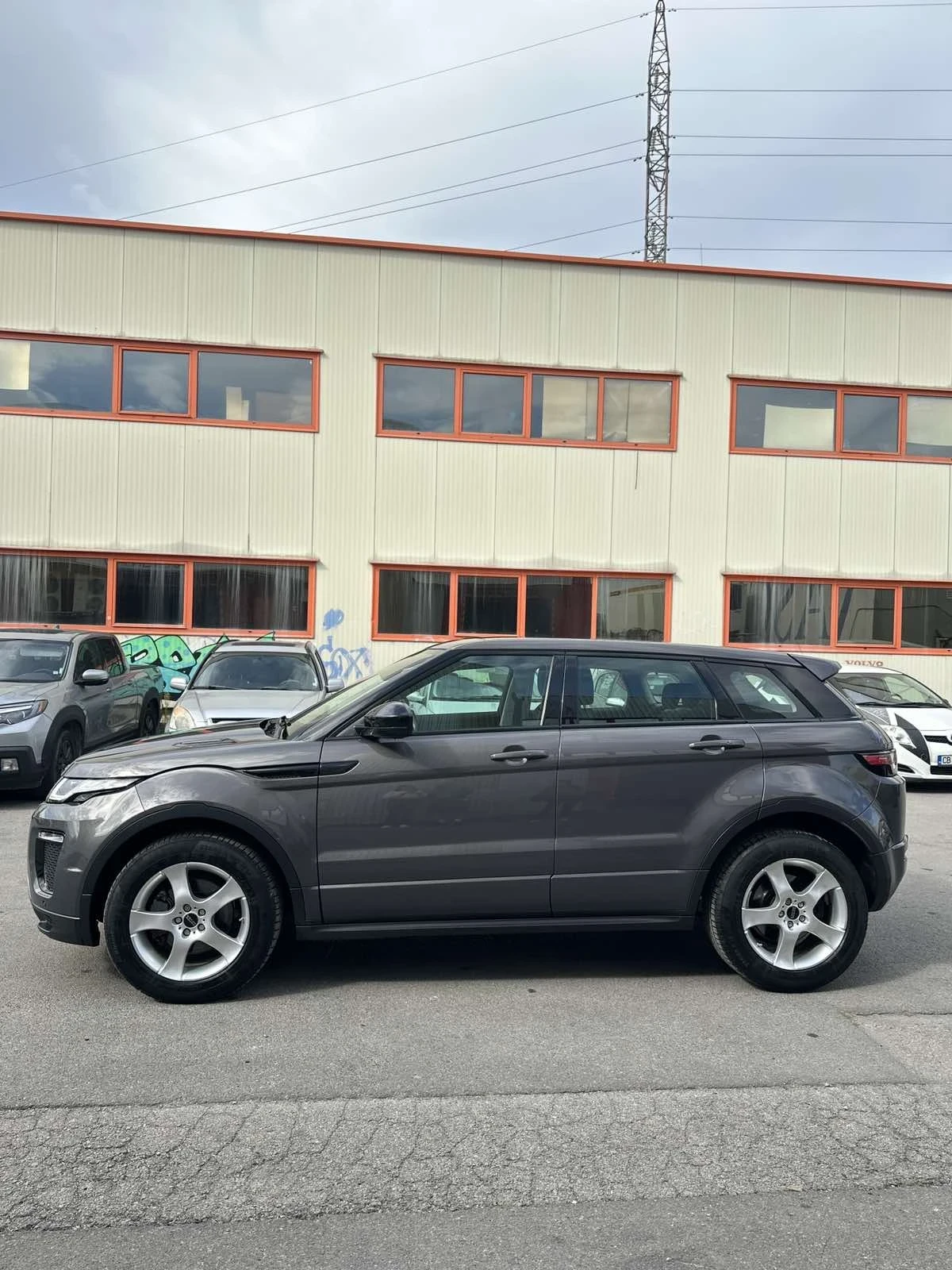 Land Rover Range Rover Evoque 2.0 D 180к.с HSE TD4 AT9  94000 км. ШВЕЙЦАРИЯ  - изображение 4