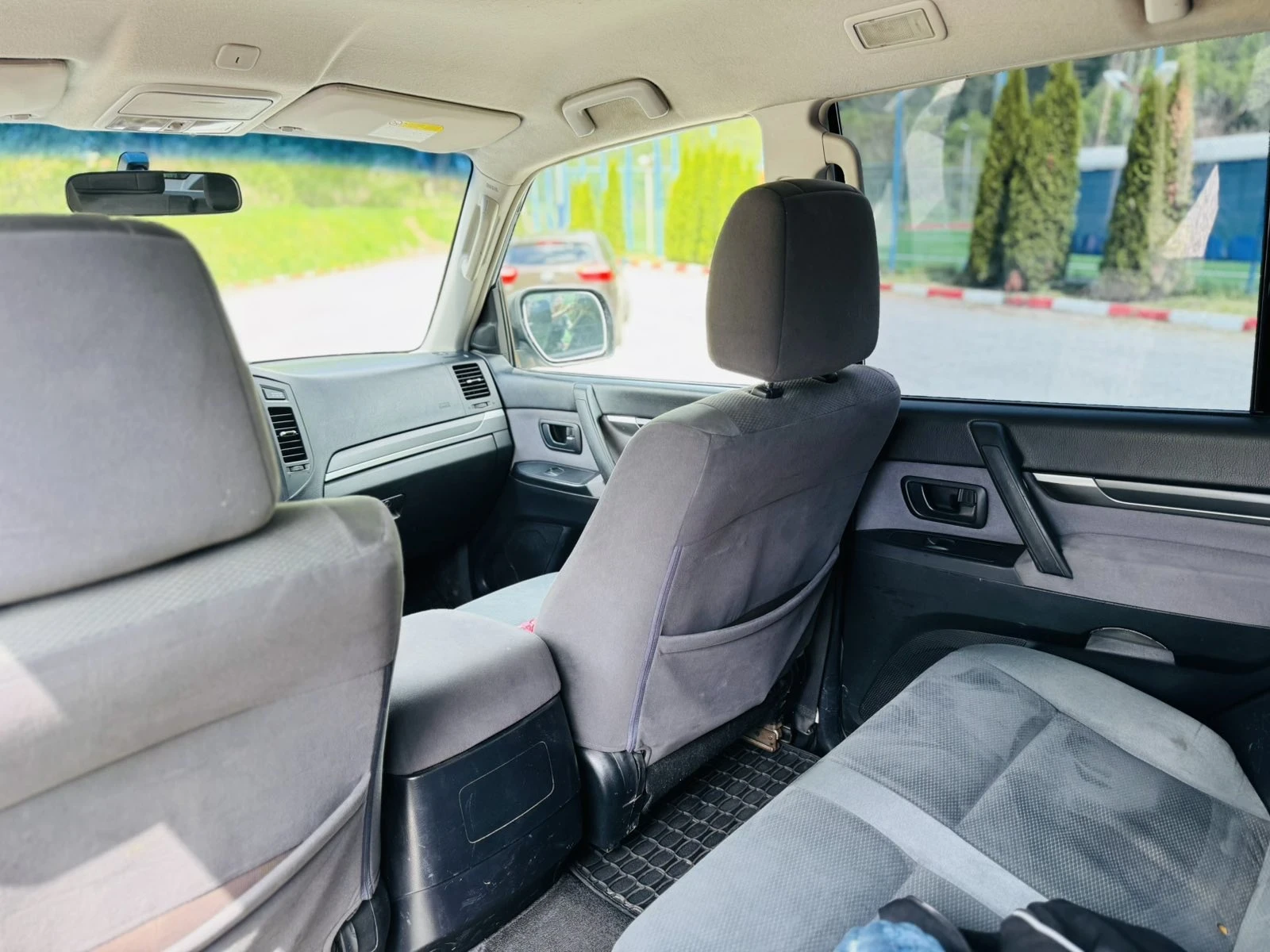 Mitsubishi Pajero 4 - изображение 3