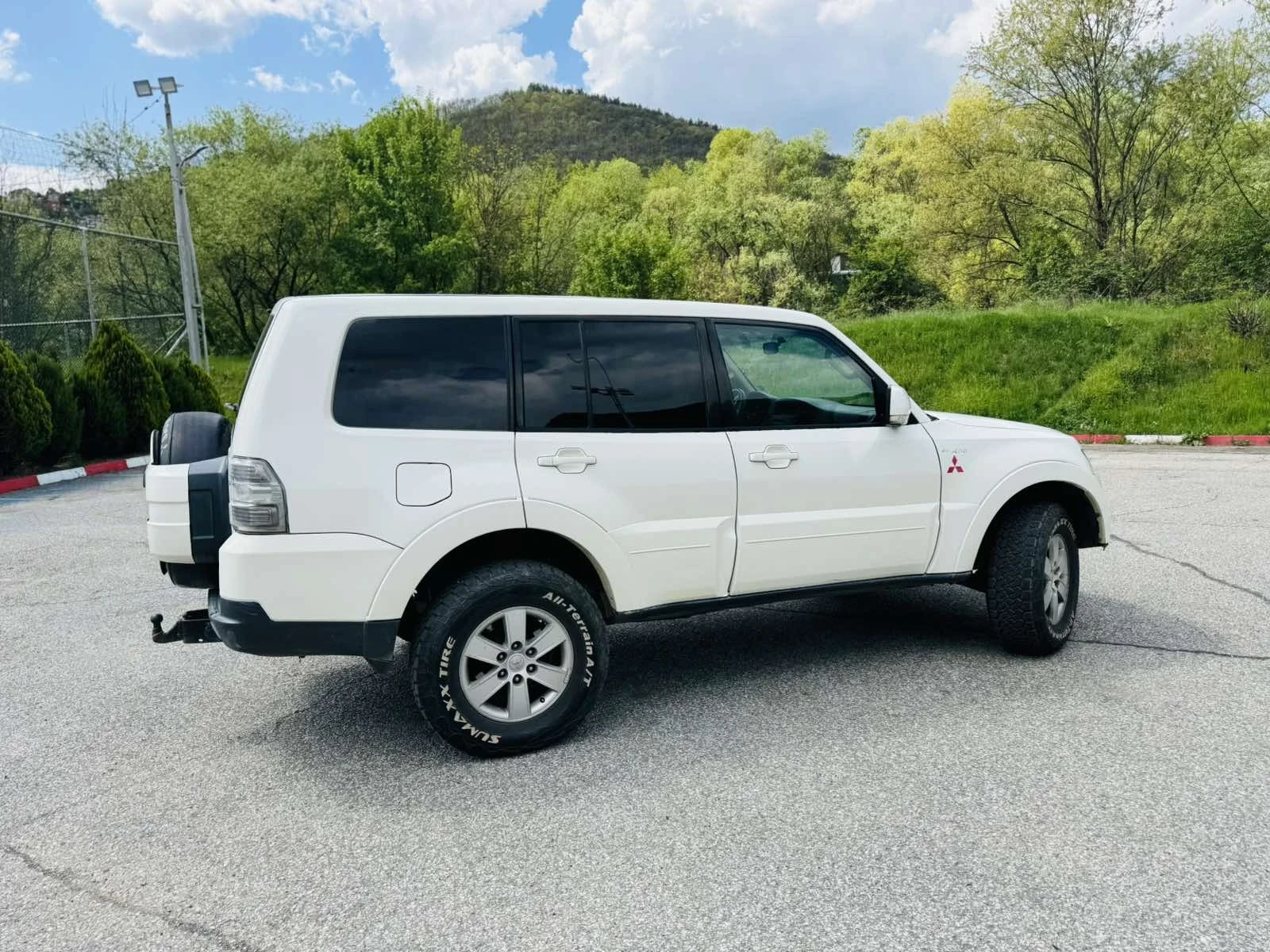 Mitsubishi Pajero 4 - изображение 5