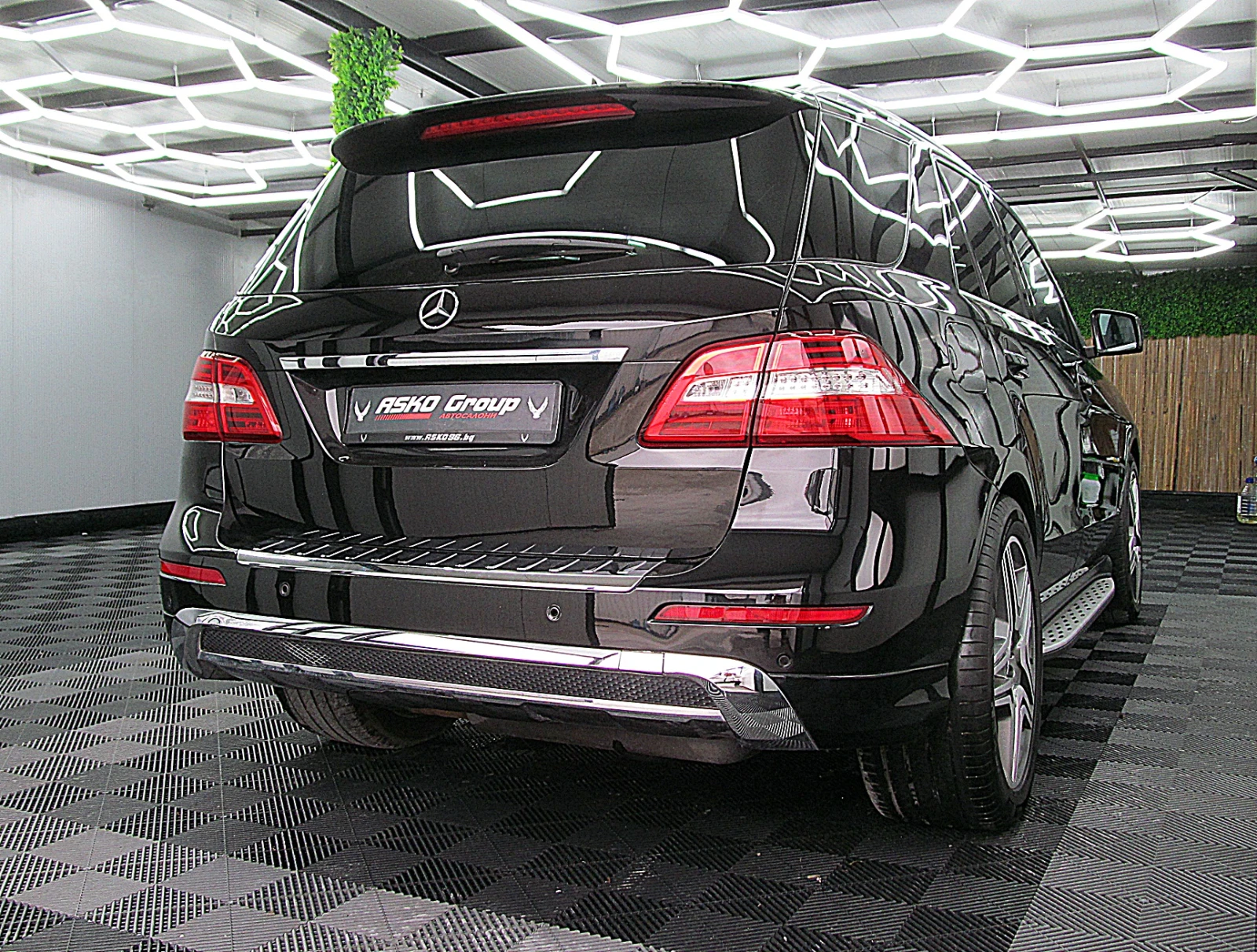 Mercedes-Benz ML 350 AMG/PANORAMA/ВАКУМ ПОДГРЕВ СОБСТВЕН ЛИЗИНГ - изображение 4