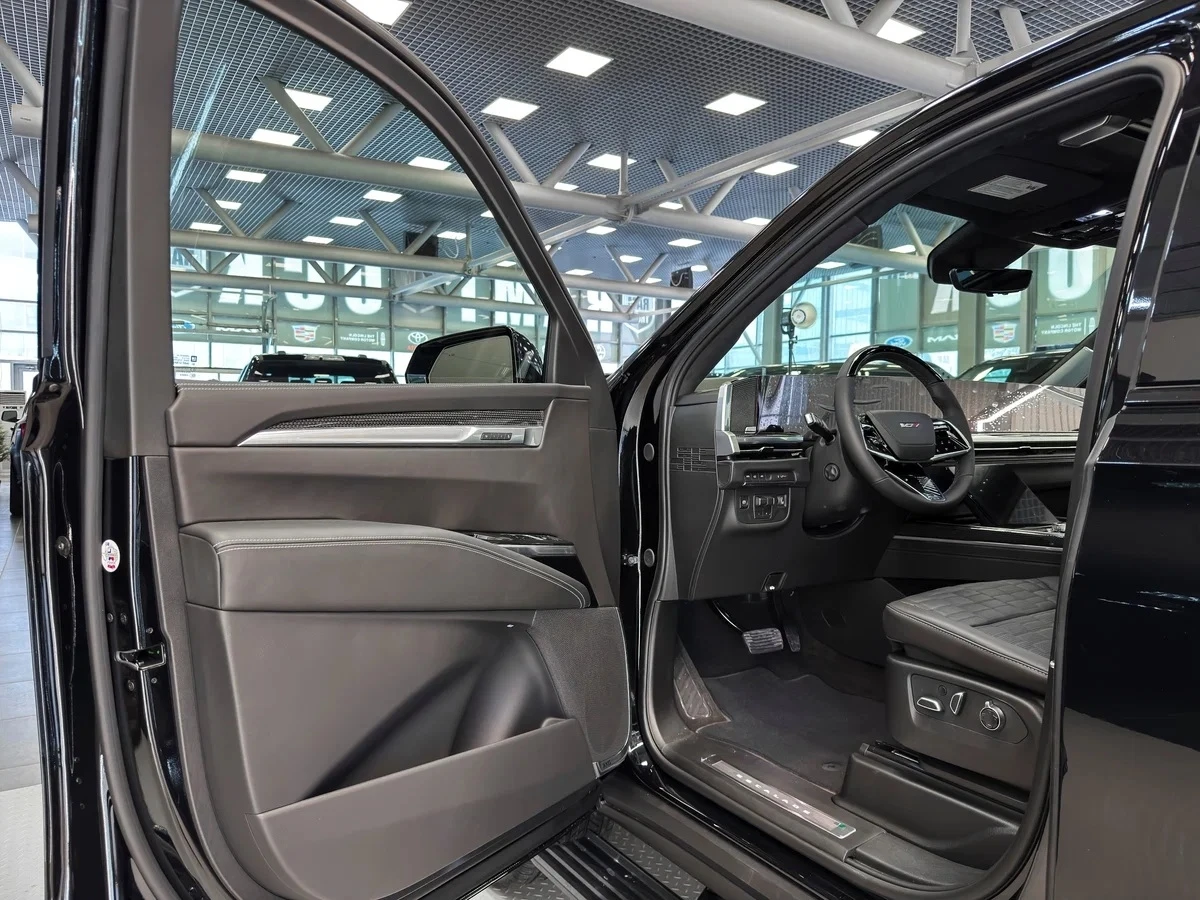 Cadillac Escalade V-series Supercharged, SWB, ABV, Месечна вноска от - изображение 5