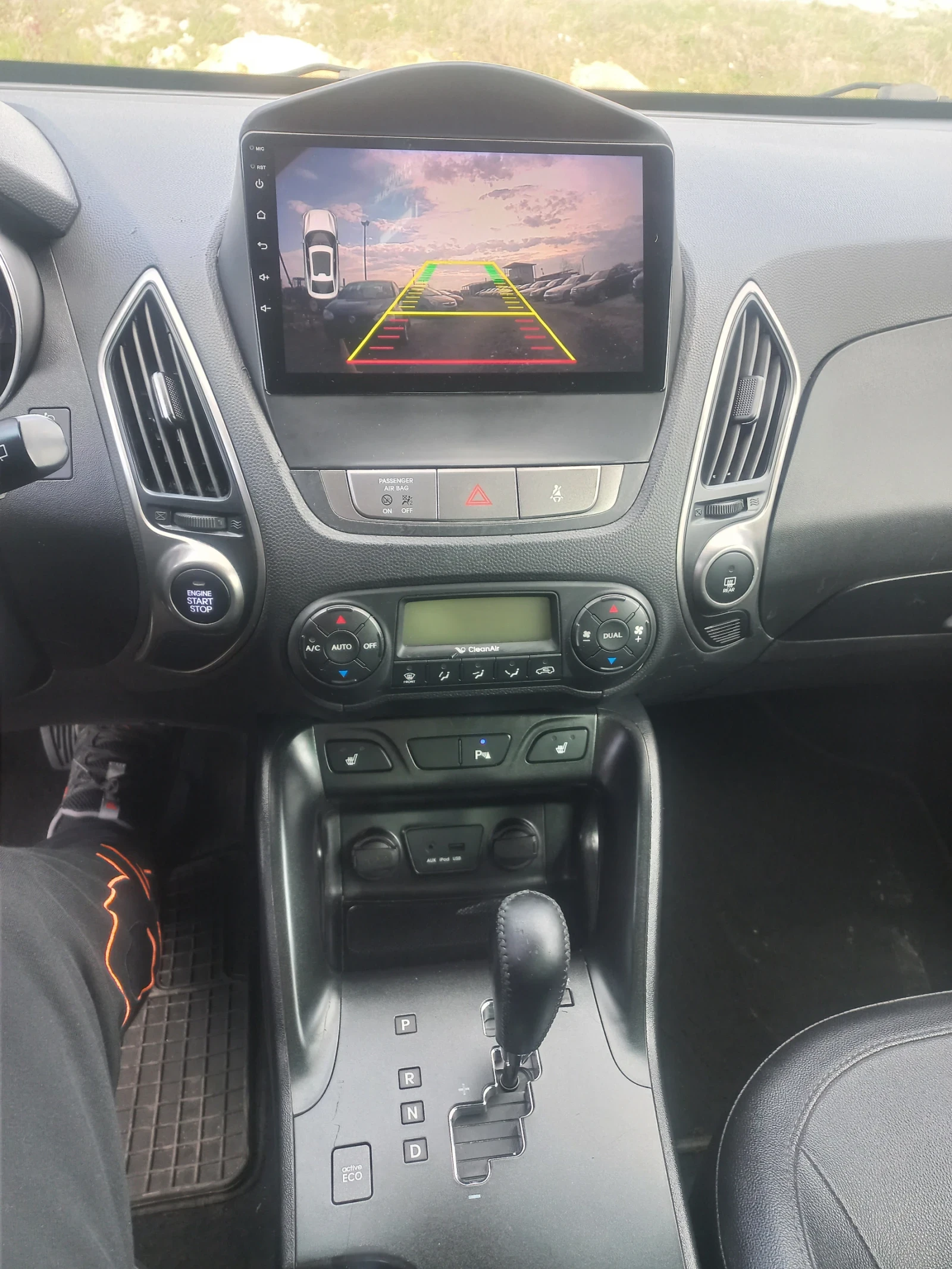 Hyundai IX35 2, 0 CRDI 4WD, снимка 16 - Автомобили и джипове - 54012319