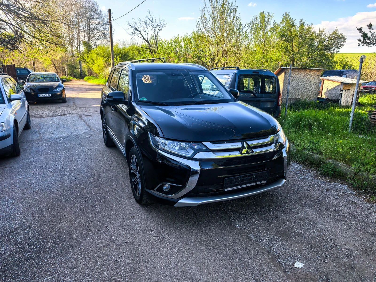 Mitsubishi Outlander 2.2 diesel 4x4, снимка 5 - Автомобили и джипове - 54843687