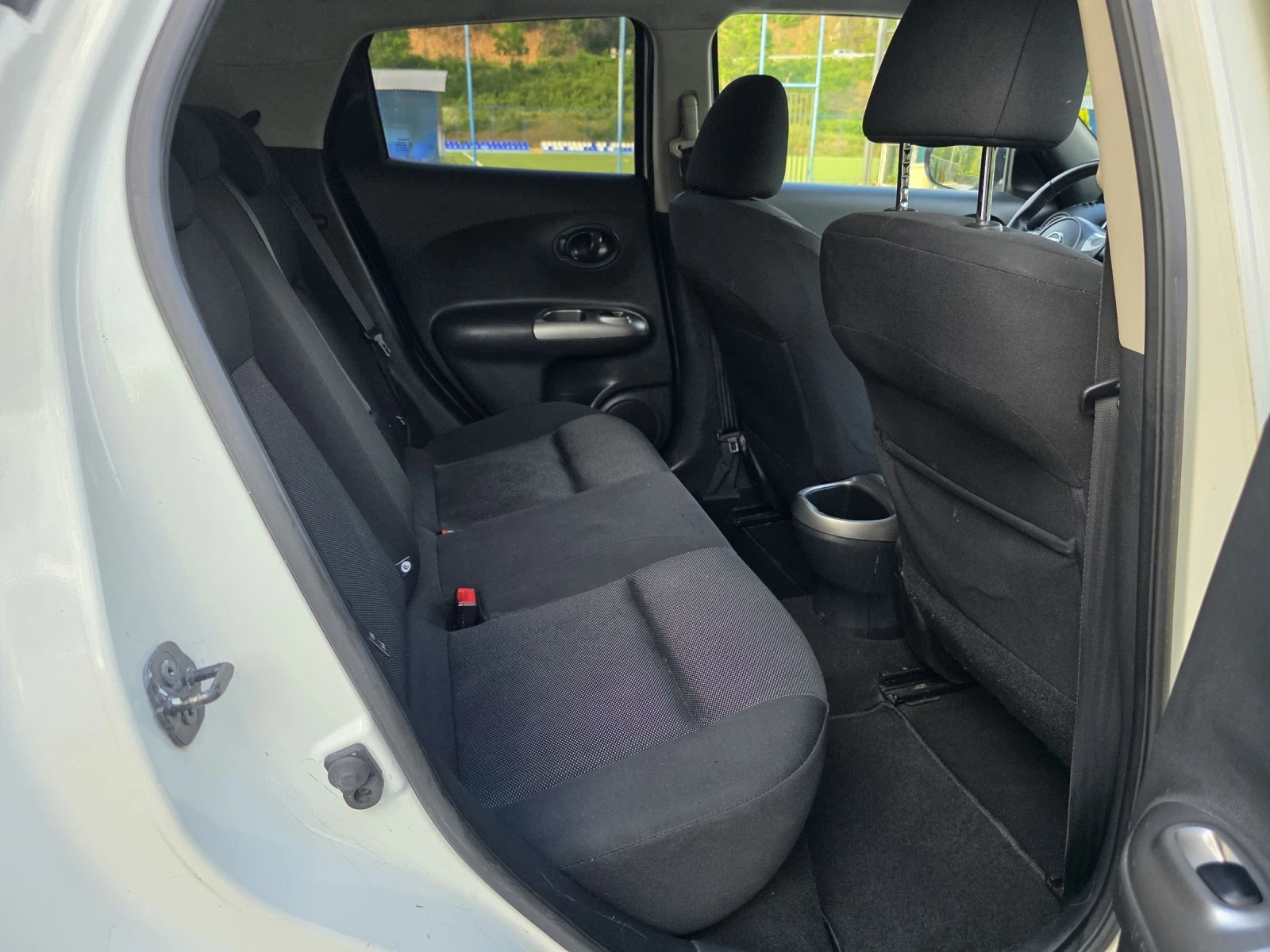 Nissan Juke * Топ състояние* , снимка 16 - Автомобили и джипове - 54861693