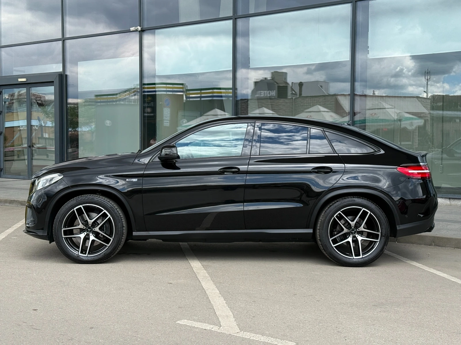 Mercedes-Benz GLE Coupe 43AMG 6 МЕСЕЦА ГАРАНЦИЯ/3.0 390к.с. Германия, снимка 2 - Автомобили и джипове - 54915144