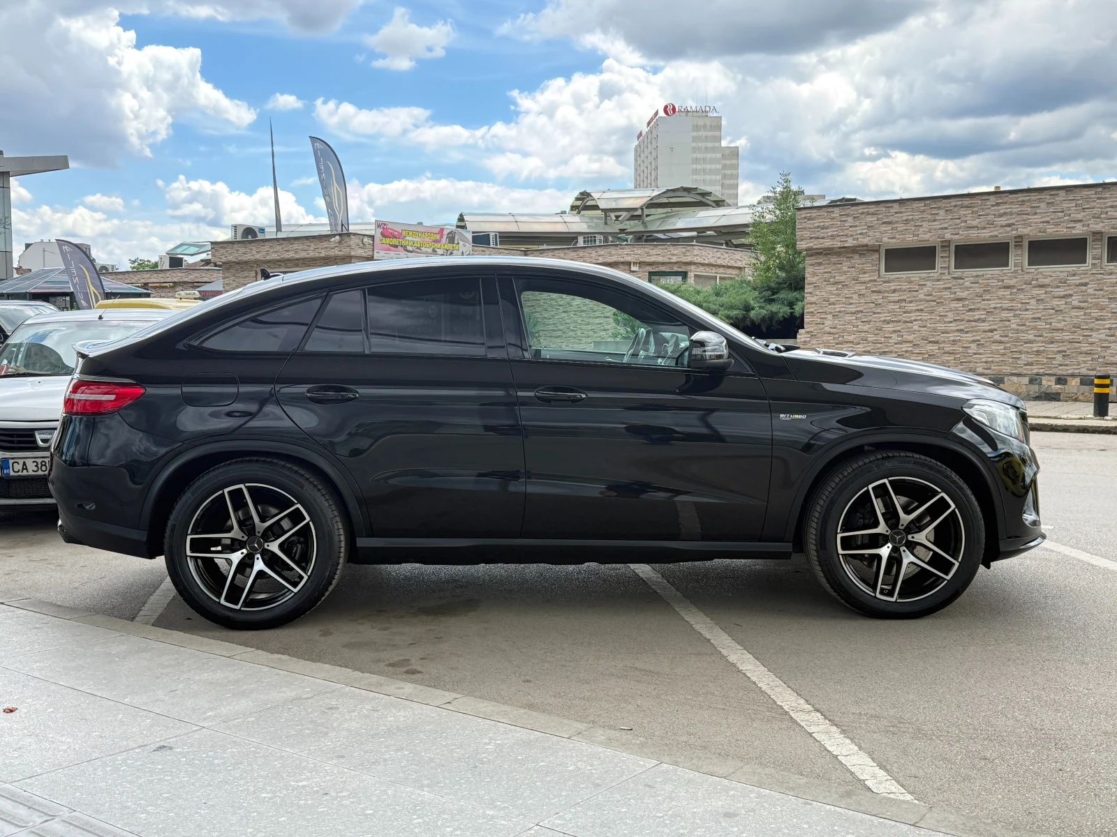 Mercedes-Benz GLE Coupe 43AMG 6 МЕСЕЦА ГАРАНЦИЯ/3.0 390к.с. Германия, снимка 6 - Автомобили и джипове - 54915144