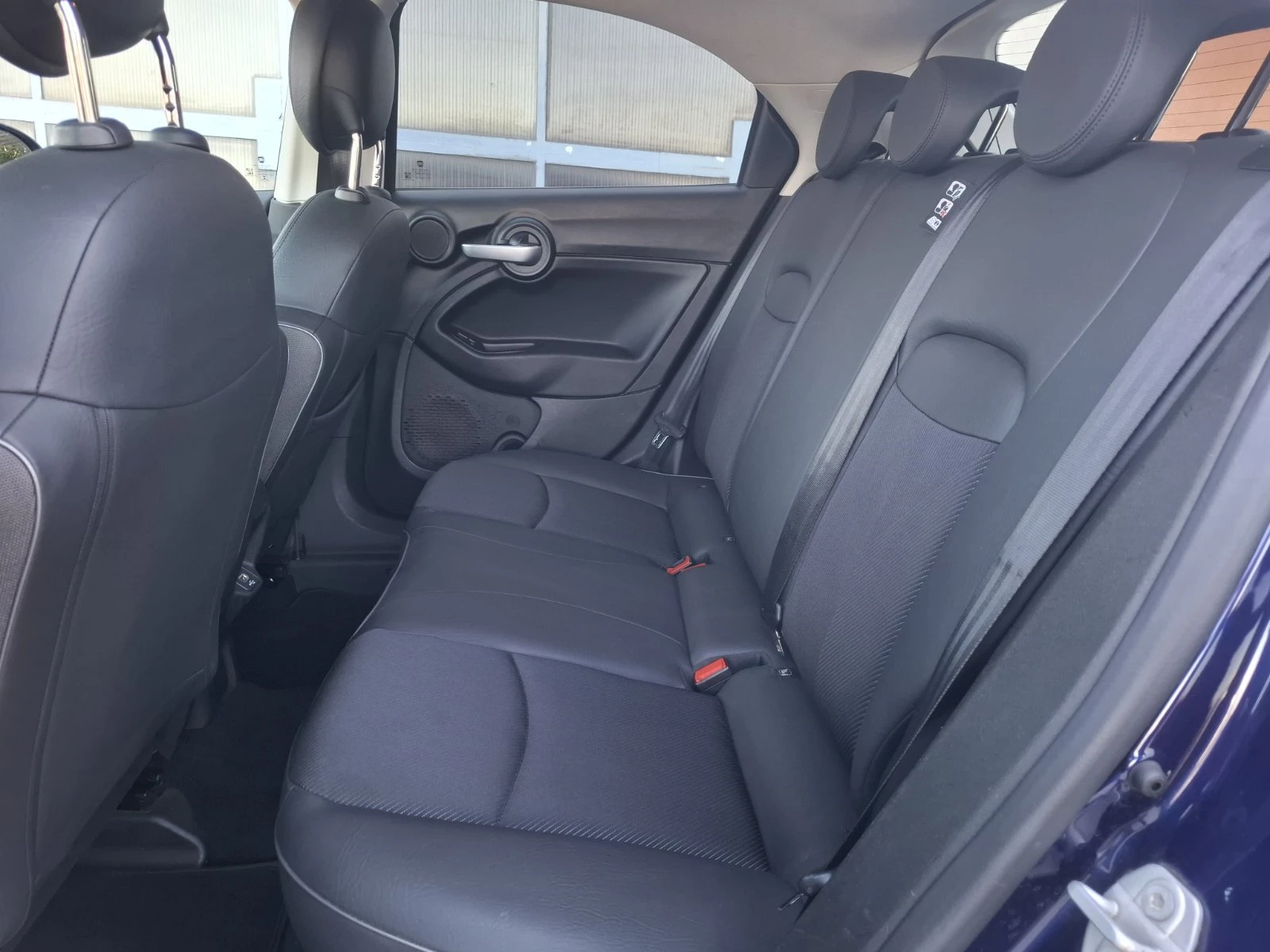 Fiat 500X 1.3i GSE Cross FaceLift Автоматик, снимка 11 - Автомобили и джипове - 55599614
