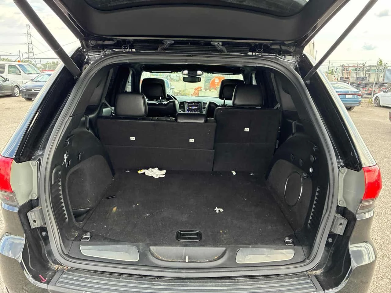 Jeep Grand cherokee Limited 4x4 | CARFAX | БЕЗ ИНЦИДЕНТИ, снимка 12 - Автомобили и джипове - 55729894