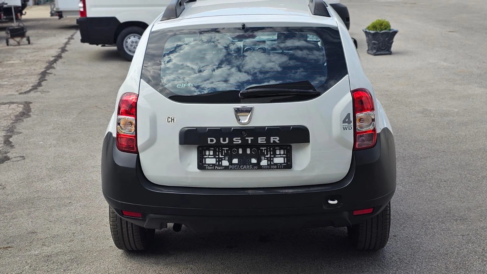 Dacia Duster 1.6i 4x4 6SP FACE CH-БЛОКАЖ-СЕРВИЗНА ИСТ.-ЛИЗИНГ, снимка 5 - Автомобили и джипове - 56191930