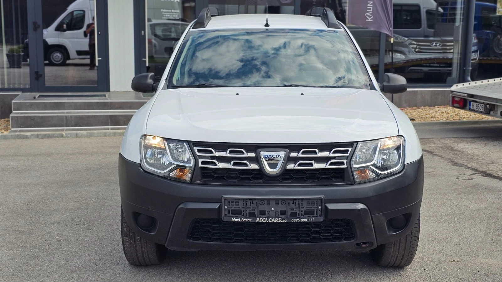 Dacia Duster 1.6i 4x4 6SP FACE CH-БЛОКАЖ-СЕРВИЗНА ИСТ.-ЛИЗИНГ, снимка 2 - Автомобили и джипове - 56191930