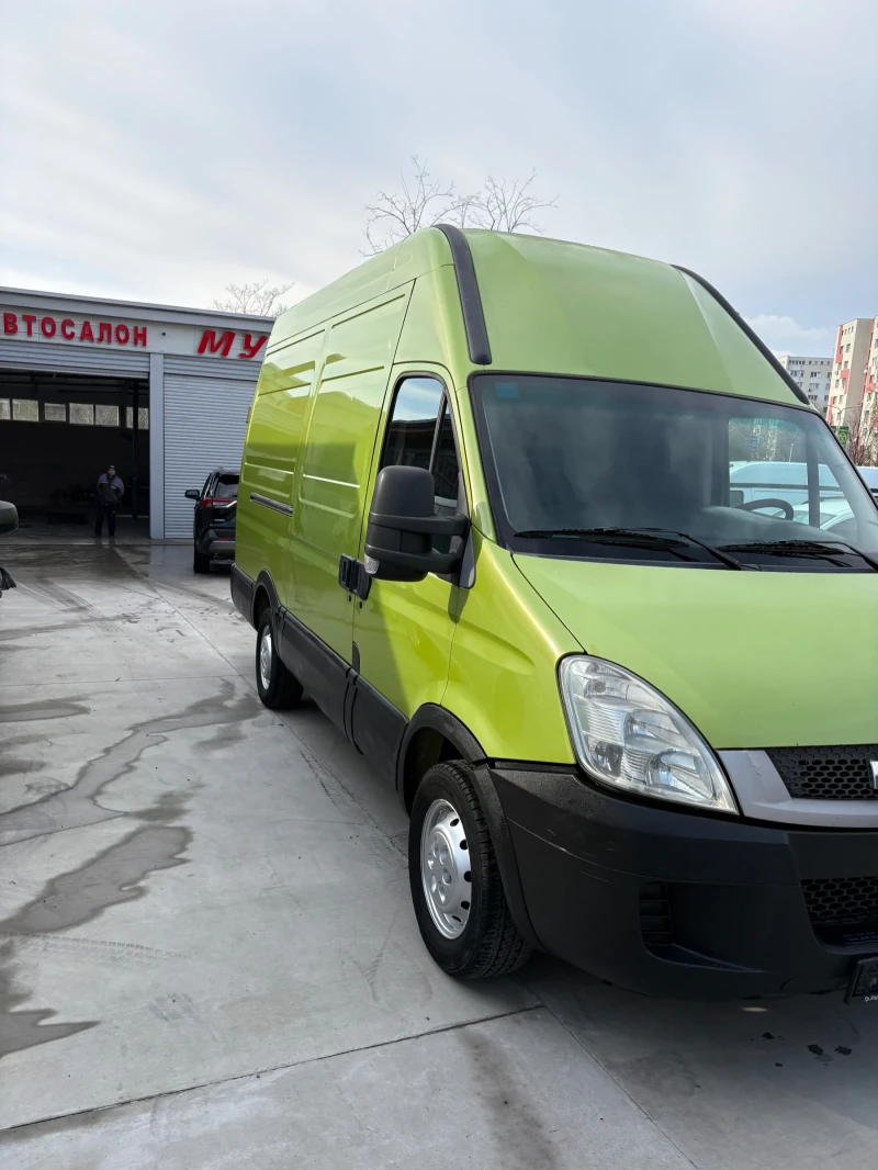 Iveco Daily 35S14 КЛИМА, снимка 4 - Бусове и автобуси - 52656119