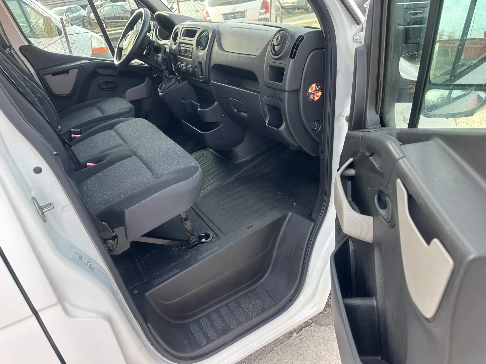 Opel Movano 2.3 CDTI, снимка 9 - Бусове и автобуси - 53877342