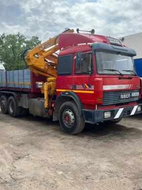 Iveco 190-32 Тристранен самосвал с кран