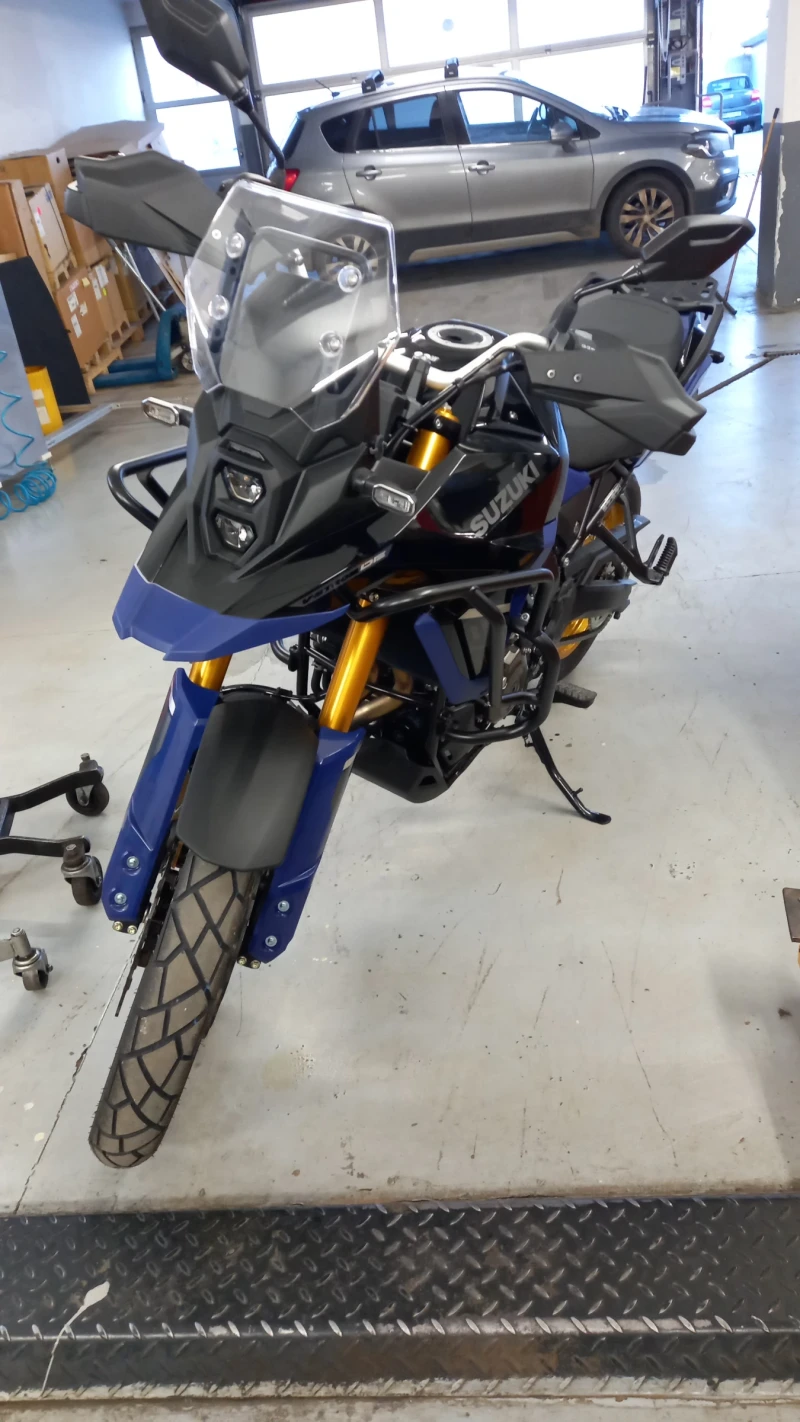 Suzuki V-strom, снимка 4 - Мотоциклети и мототехника - 52255063