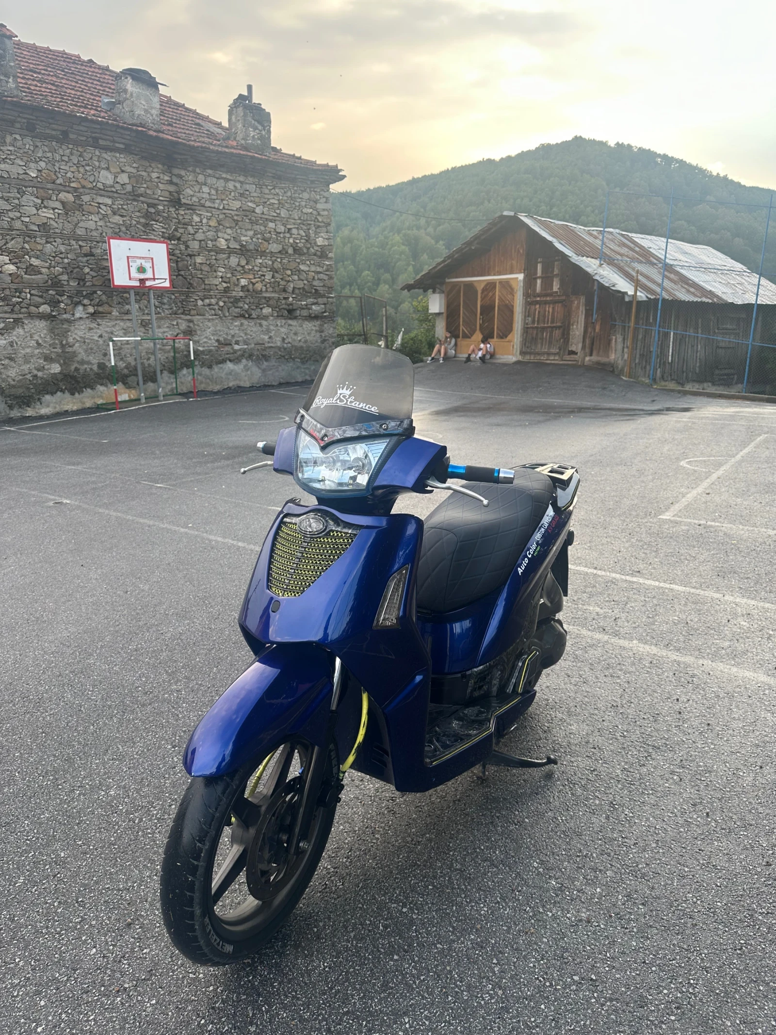 Kymco People