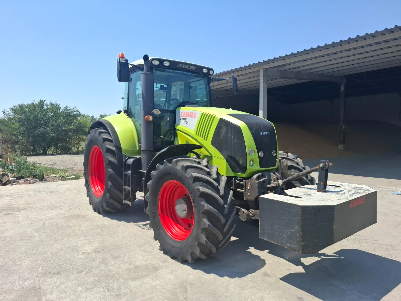 Трактор Claas Axion 850, снимка 1