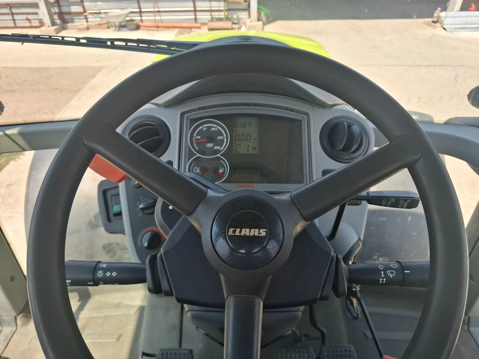 Трактор Claas Axion 850 - изображение 7
