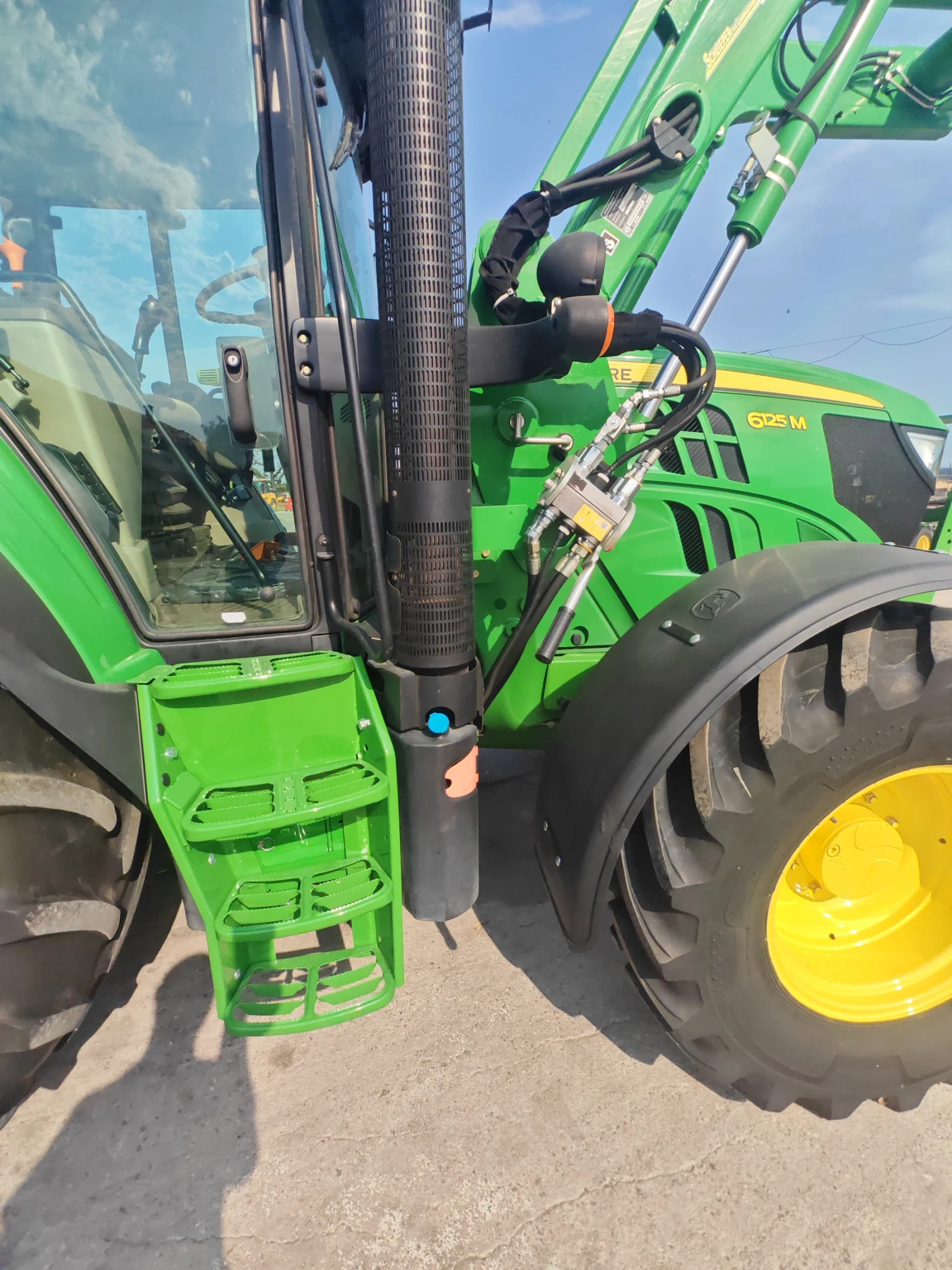 Трактор John Deere 6125R лизинг с първоначална вноска 20 % , снимка 13 - Селскостопанска техника - 55796687