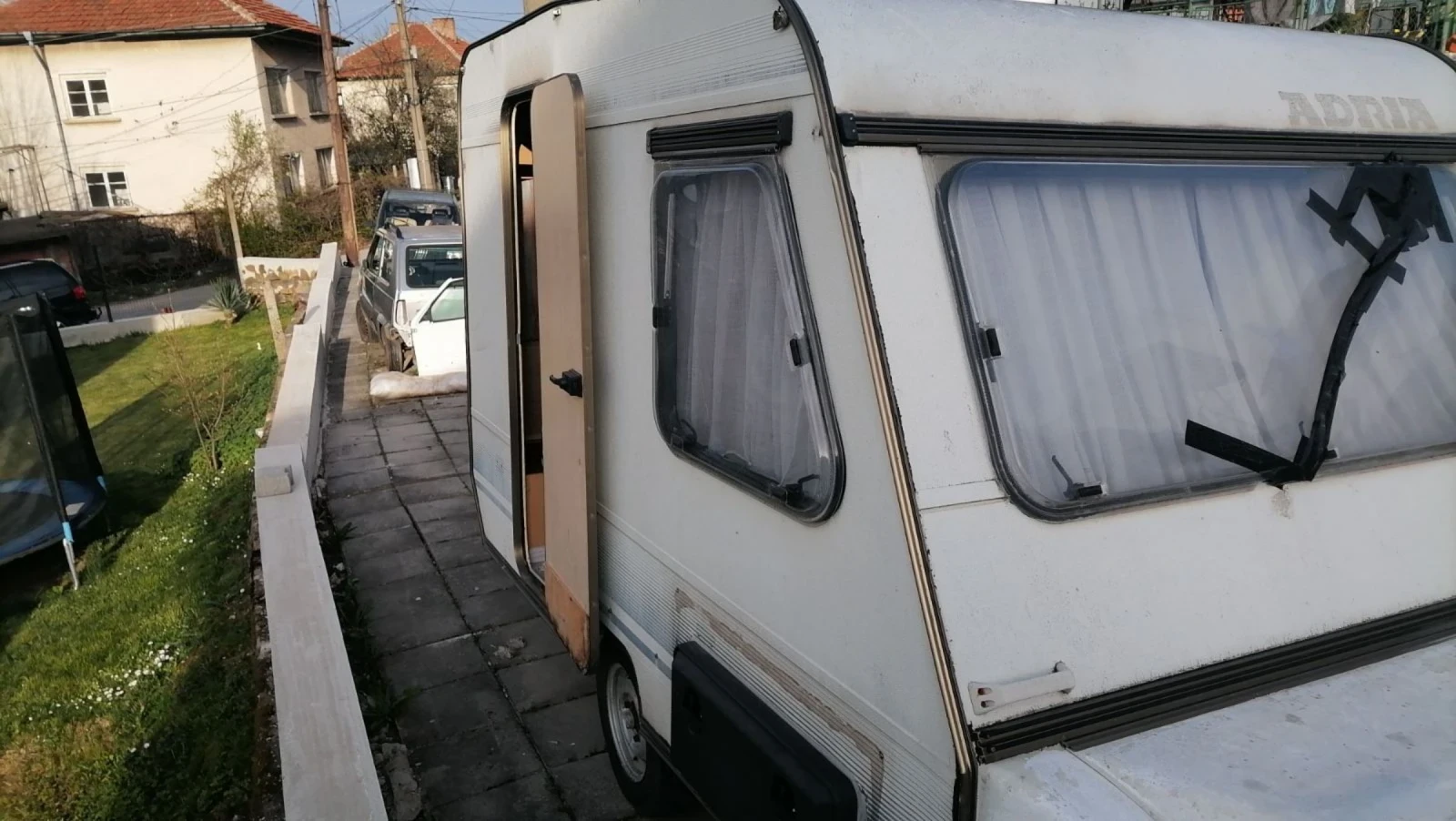 Каравана Adria Unica, снимка 2 - Каравани и кемпери - 54174377