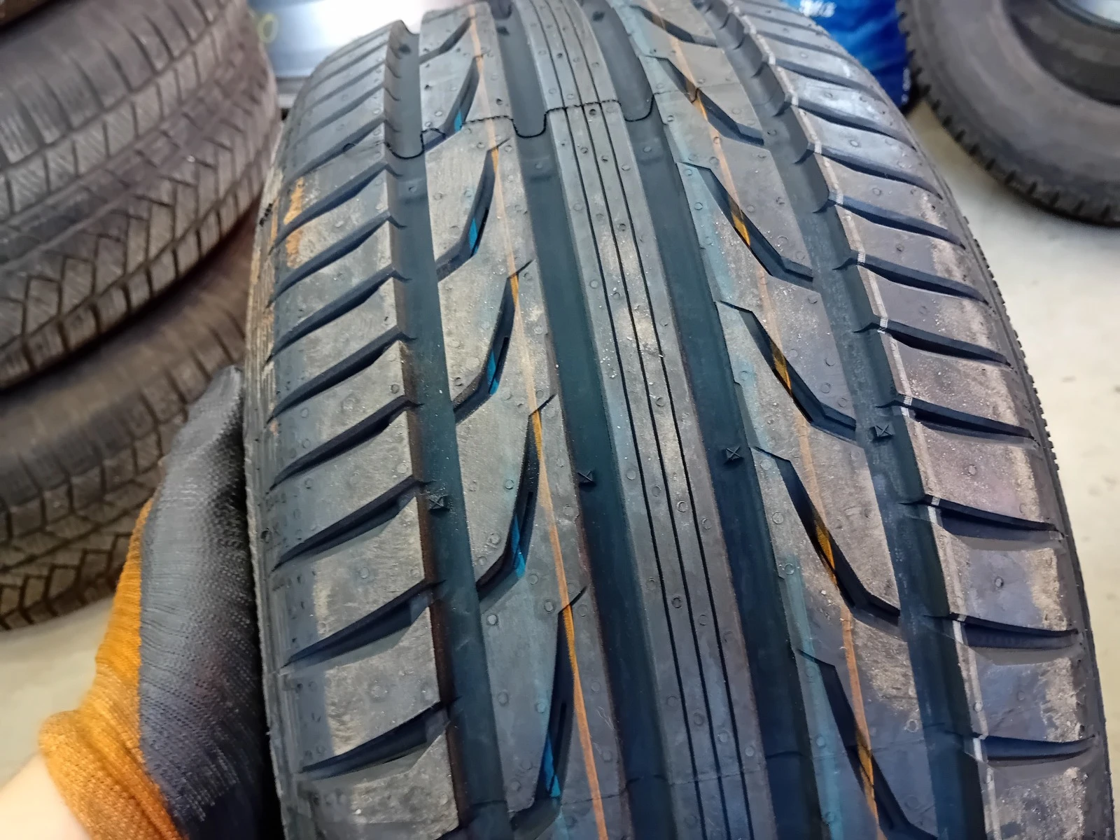  225/45R17 | Mobile.bg   1
