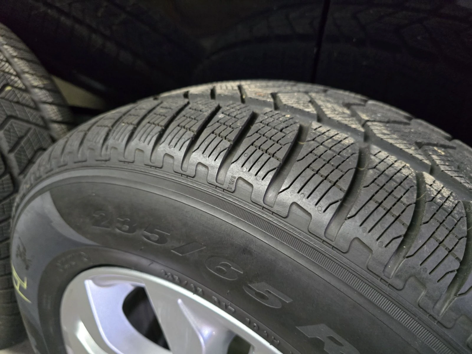    235/65R17  Mercedes-Benz GLC | Mobile.bg   7