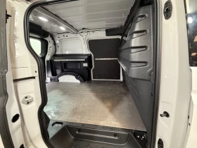 VW ID.Buzz CARGO/204HP/CAM/LED/AHK/NAVI/ACC/CPLAY/971g, снимка 11