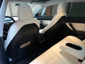 Tesla Model 3 Performance, снимка 10
