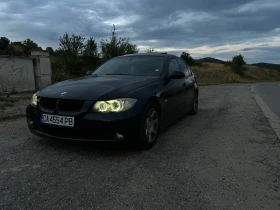 BMW 320 D Нави Кожа Шибедах Черен Таван Подгреви, снимка 9