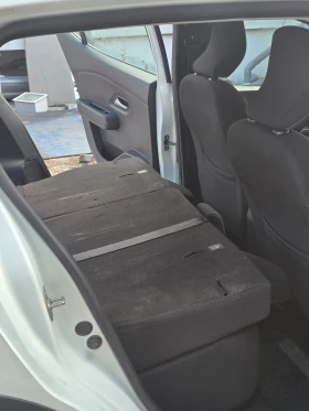 Dacia Sandero, снимка 10