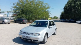 VW Golf 1.8 Газов Инжекцион, снимка 1