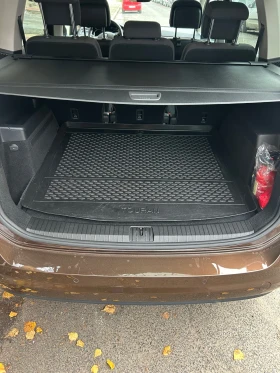 VW Touran 1.6 TDI /Nighline, снимка 11