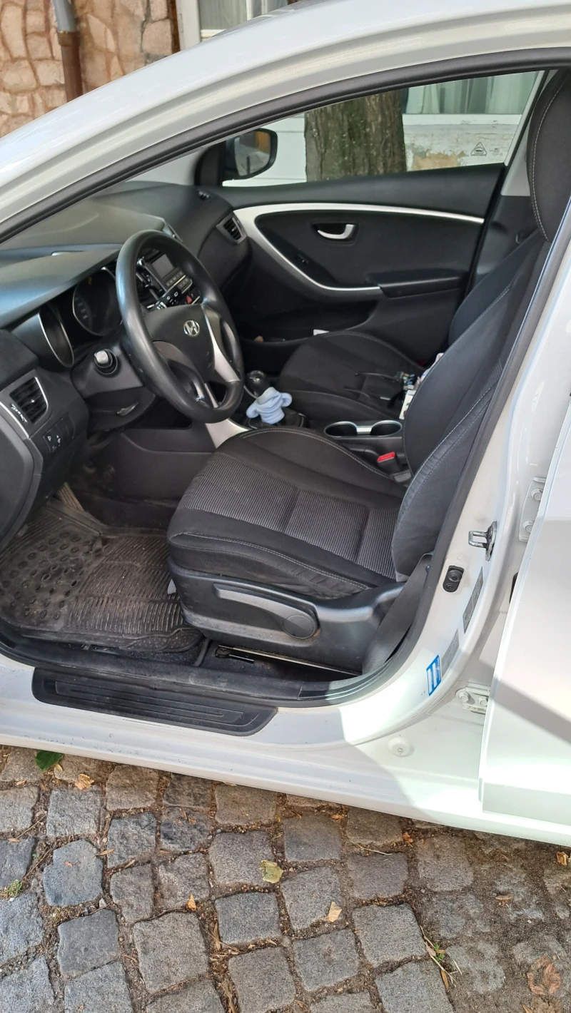 Hyundai I30, снимка 10 - Автомобили и джипове - 47007952