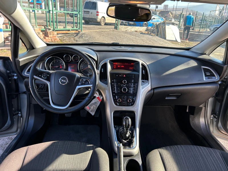 Opel Astra 1.6I 16V EURO5A, снимка 8 - Автомобили и джипове - 49368727