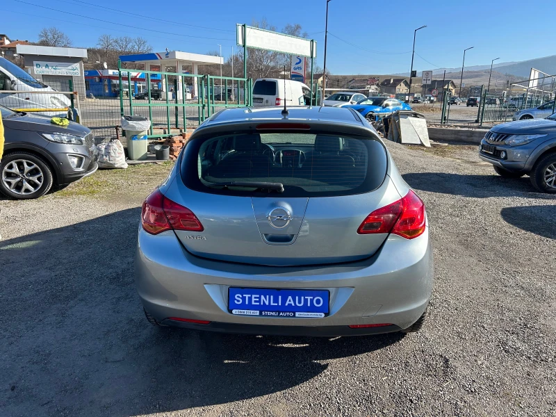 Opel Astra 1.6I 16V EURO5A, снимка 5 - Автомобили и джипове - 49368727