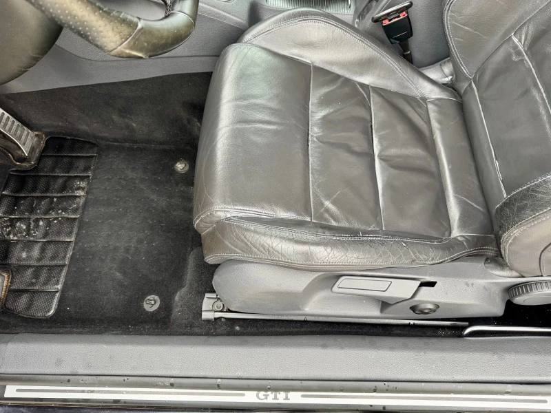 VW Golf GTI на Части, снимка 11 - Автомобили и джипове - 50581654