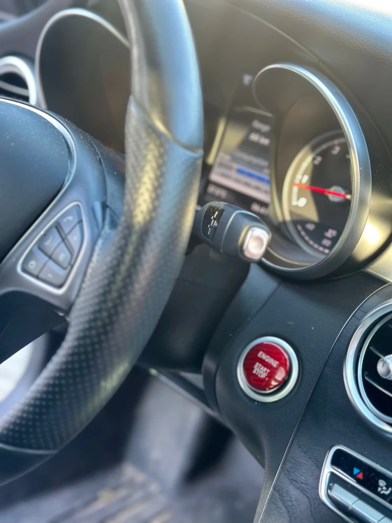 Mercedes-Benz C 300 AMG, снимка 12 - Автомобили и джипове - 51815773