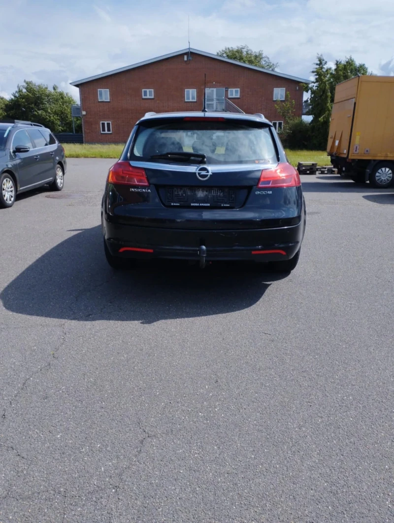 Opel Insignia, снимка 4 - Автомобили и джипове - 52407725