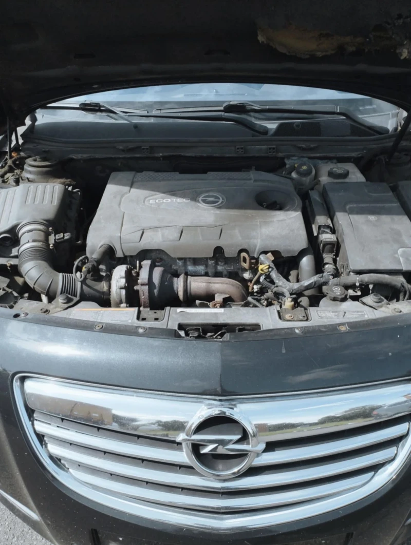 Opel Insignia, снимка 6 - Автомобили и джипове - 52407725