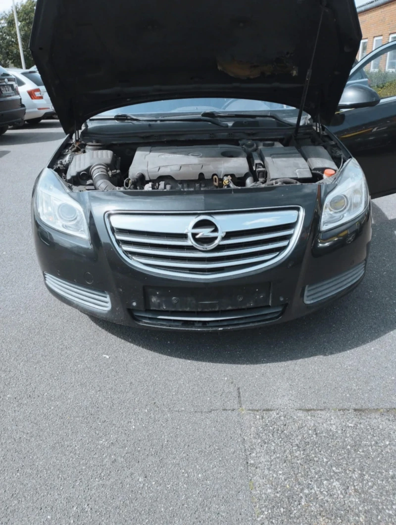 Opel Insignia, снимка 5 - Автомобили и джипове - 52407725