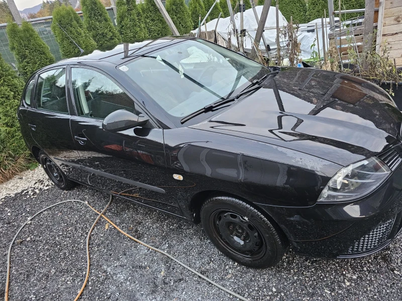 Seat Ibiza 1.4, снимка 2 - Автомобили и джипове - 52145453