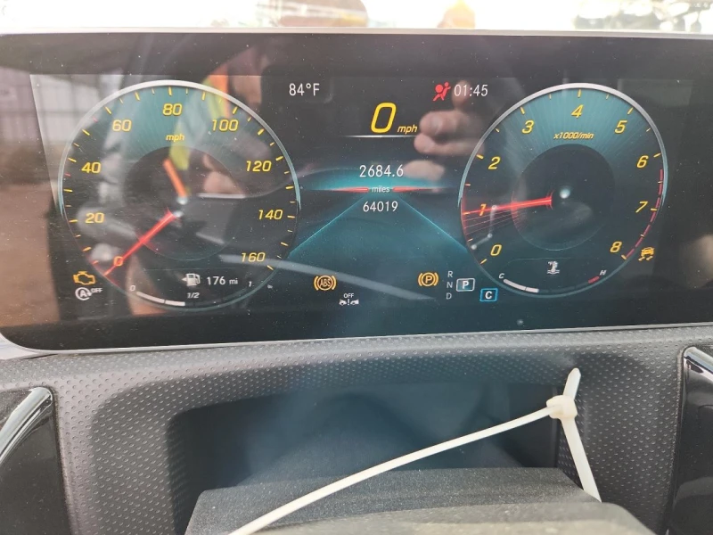 Mercedes-Benz A 220 AMG PKG* DRIVER ASSIST* PREMIUM PKG* NIGHT PKG* , снимка 9 - Автомобили и джипове - 53180067