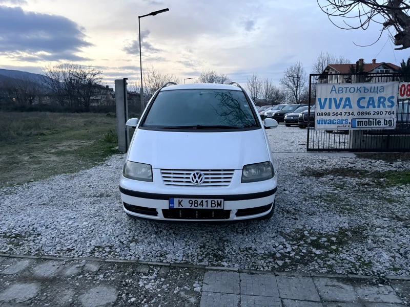 VW Sharan 1.9 TDI 7 местен, снимка 4 - Автомобили и джипове - 53478806