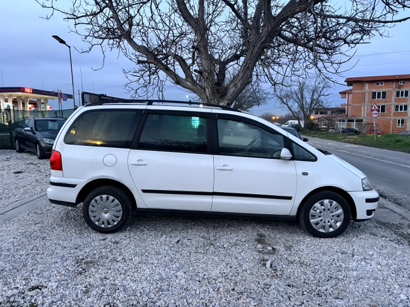 VW Sharan 1.9 TDI 7 местен, снимка 3 - Автомобили и джипове - 53478806