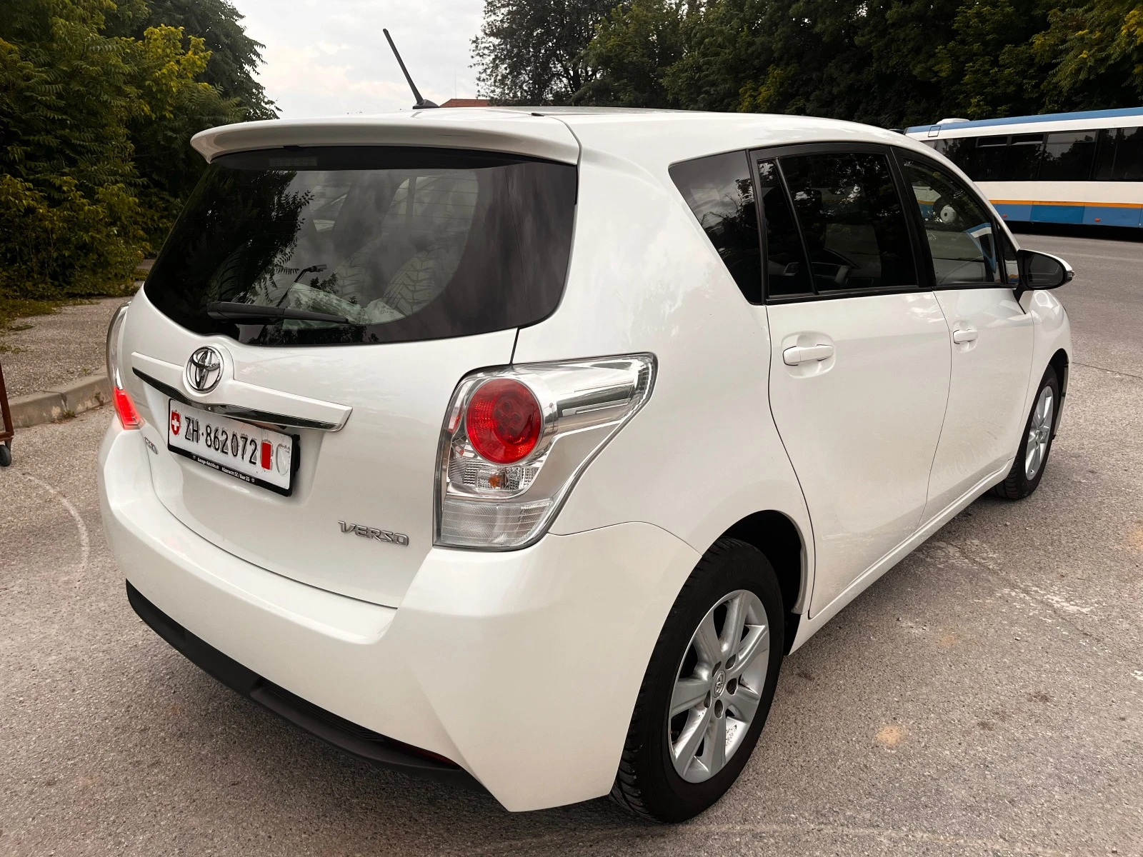 Toyota Verso 1.6 D-4D - изображение 5