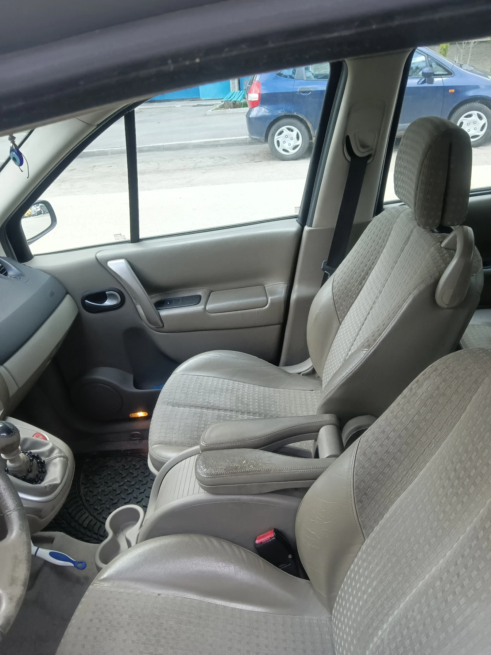 Renault Scenic 1.9dci - изображение 2